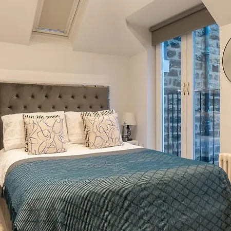 בית נופש The Old Coach House- Luxury Detached Quite Stylish Whole House Short Walk From The Conference- Town Centre *